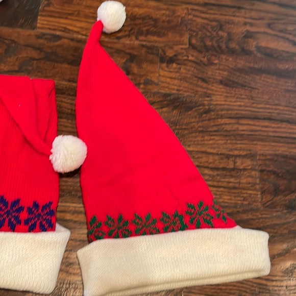 Set of 3 Red and White Knit Santa Hats with snowflakes design - Picture 4 of 5